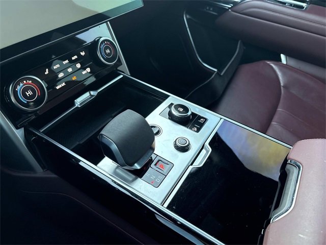 Used 2023 Land Rover Range Rover SE image 20