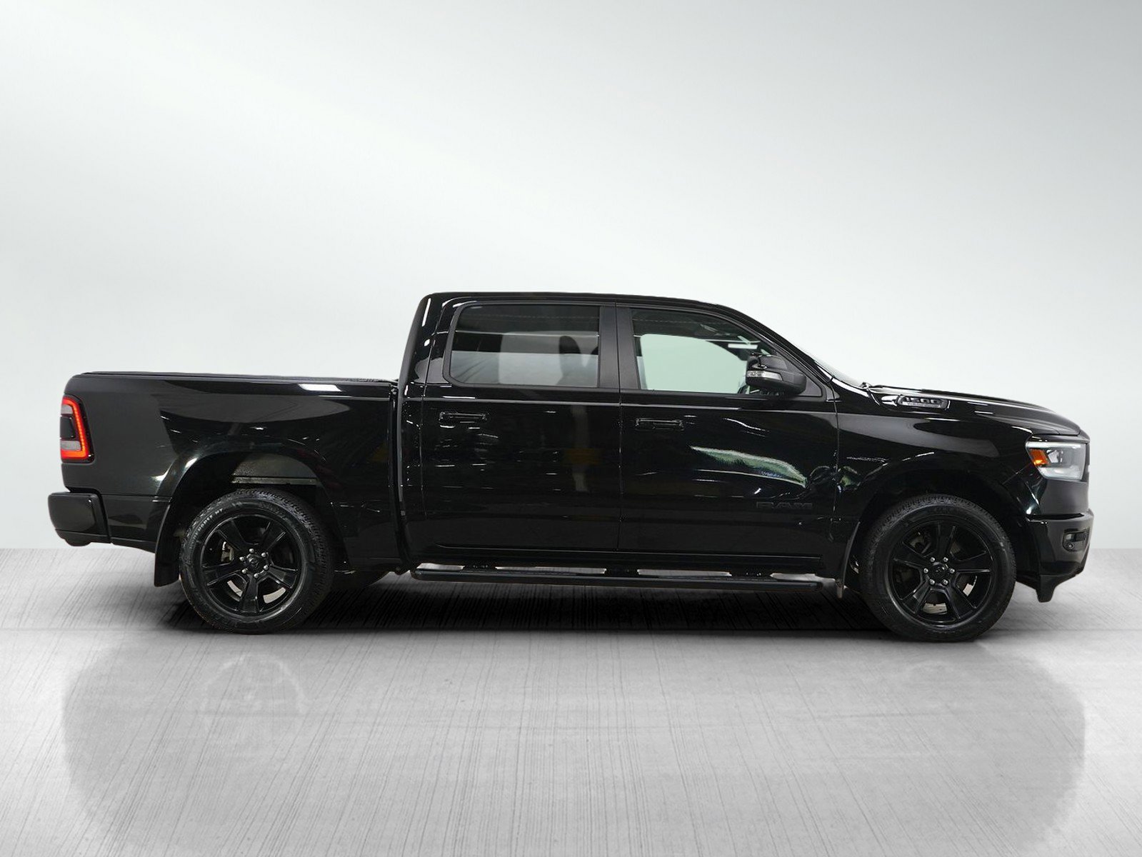 Used 2020 RAM 1500 Big Horn AWD/4WD image 6
