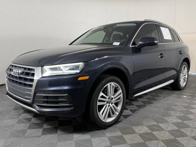 Used 2019 Audi Q5 2.0T Premium Plus w/ Premium Plus Package AWD/4WD image 2