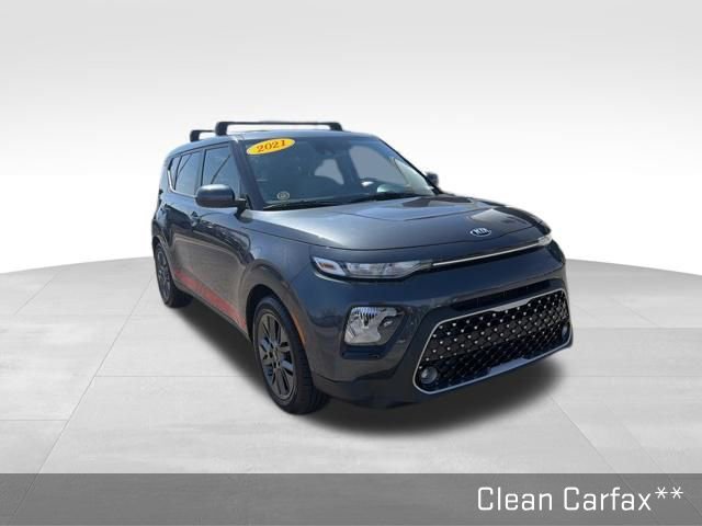 Used 2021 Kia Soul EX image 3