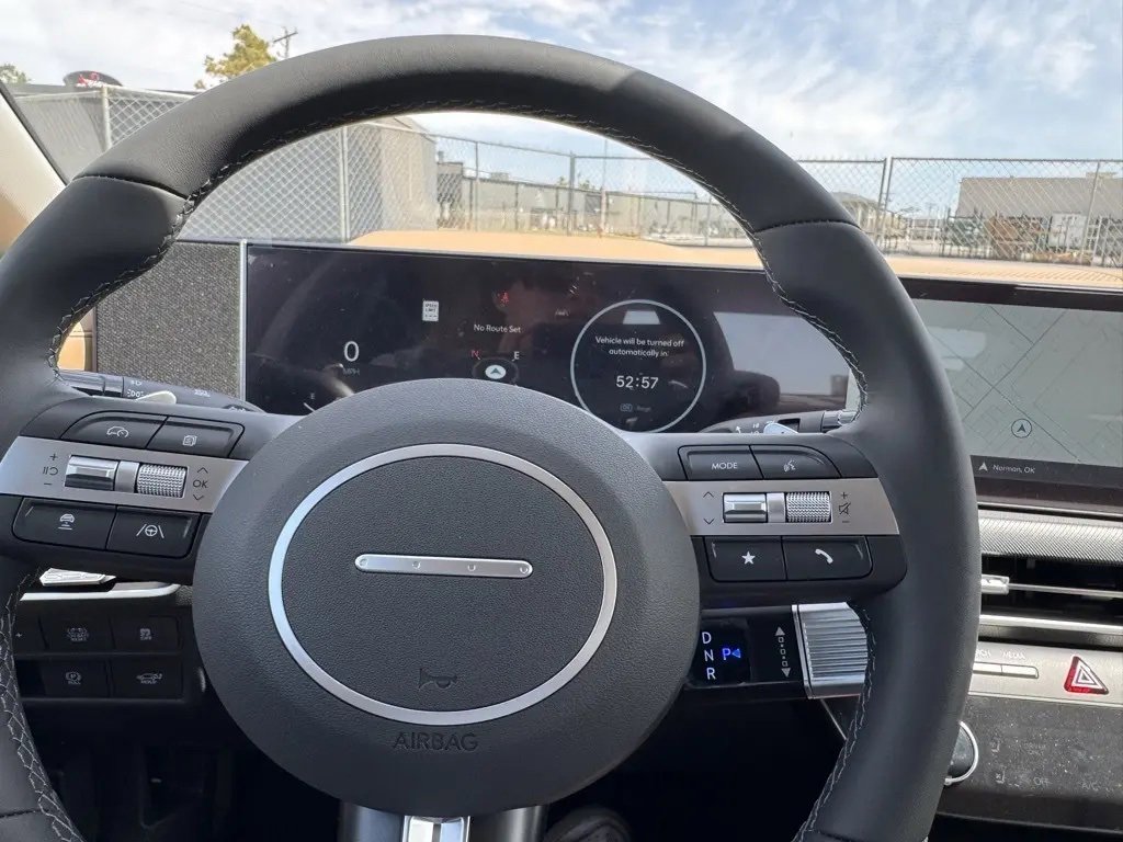 New 2025 Hyundai Sonata Limited image 21