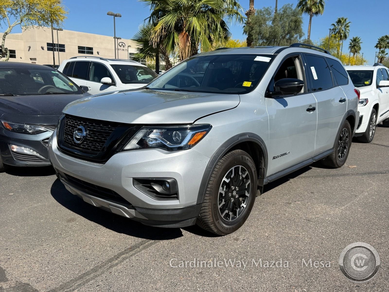 Used 2020 Nissan Pathfinder SL image 5