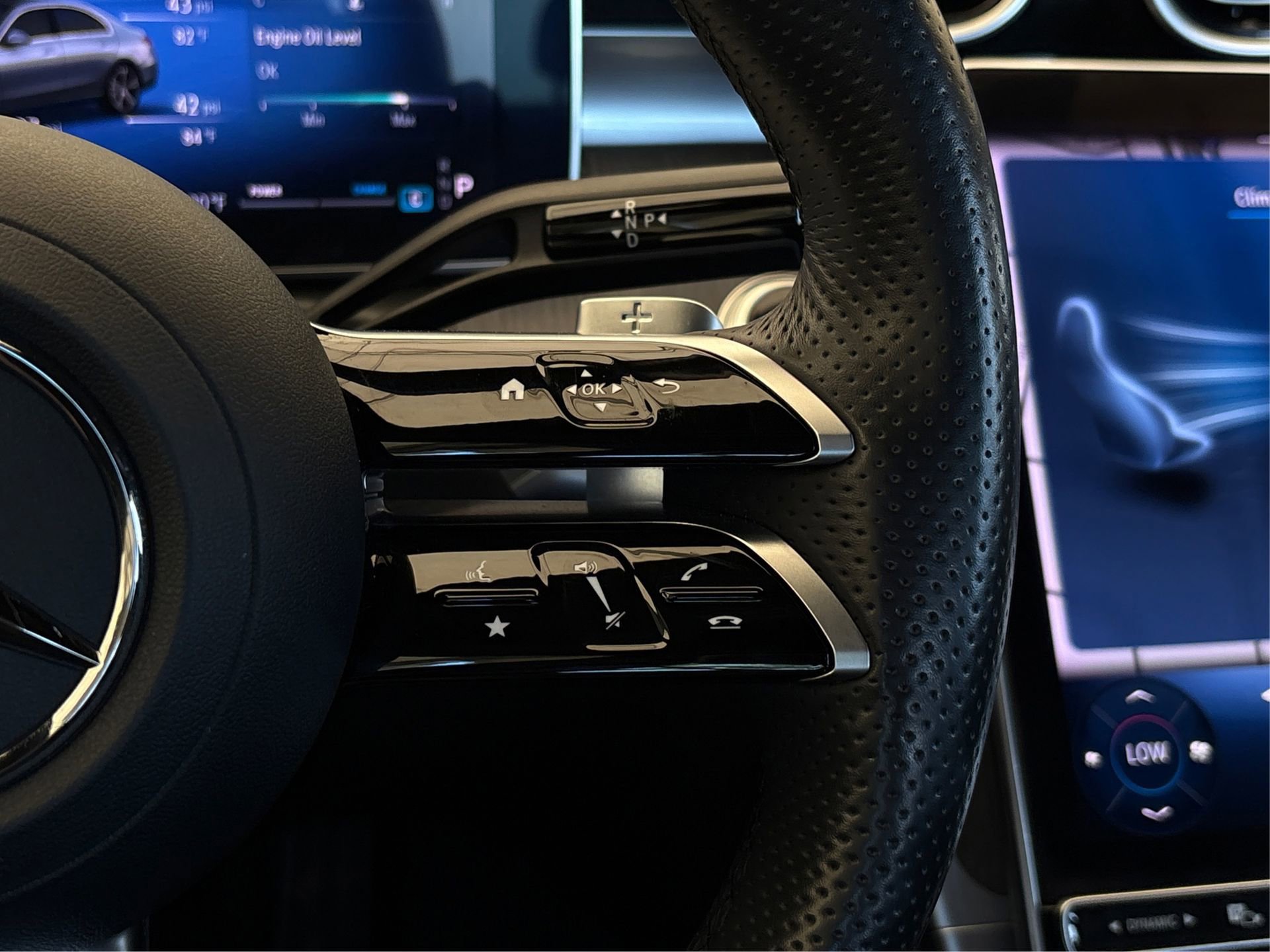 Used 2024 Mercedes-Benz C 300 Sedan image 29