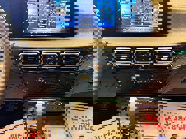 New 2026 Nissan Sentra SR w/ SR Premium Package image 24