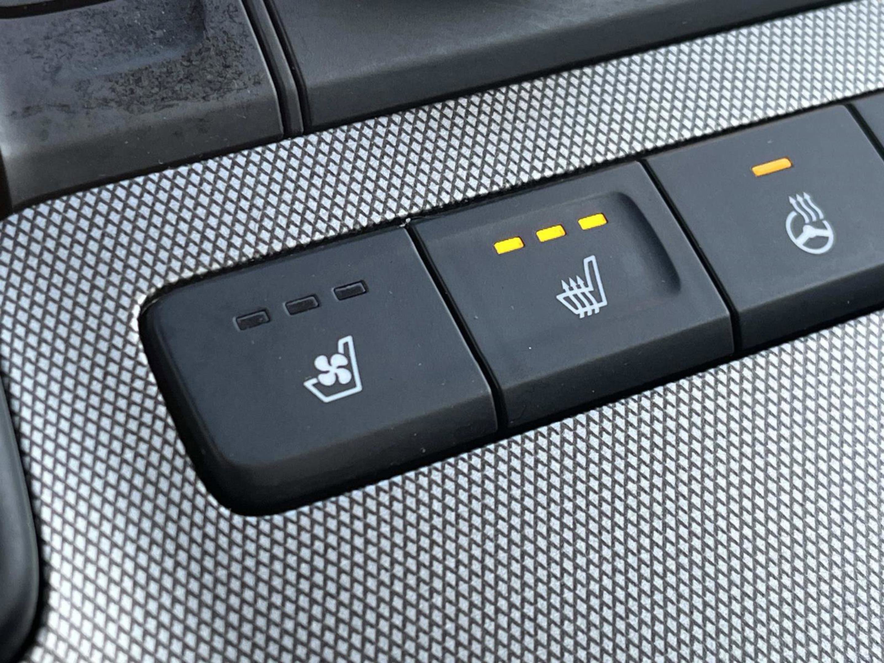 Used 2022 Hyundai Palisade Calligraphy image 42