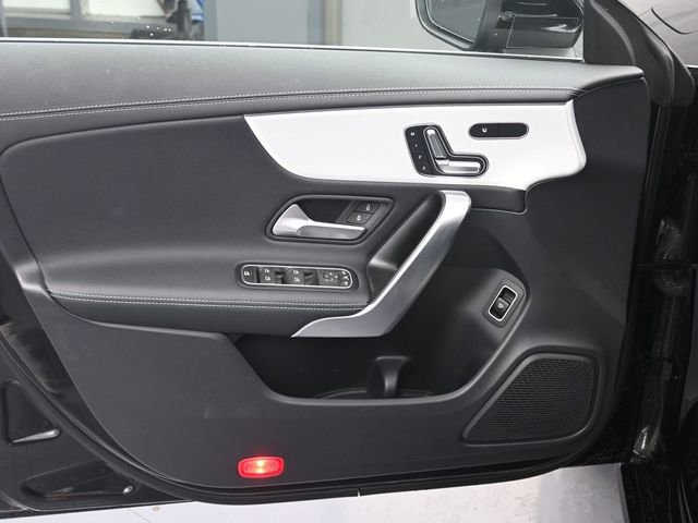 Used 2024 Mercedes-Benz CLA 250 image 9
