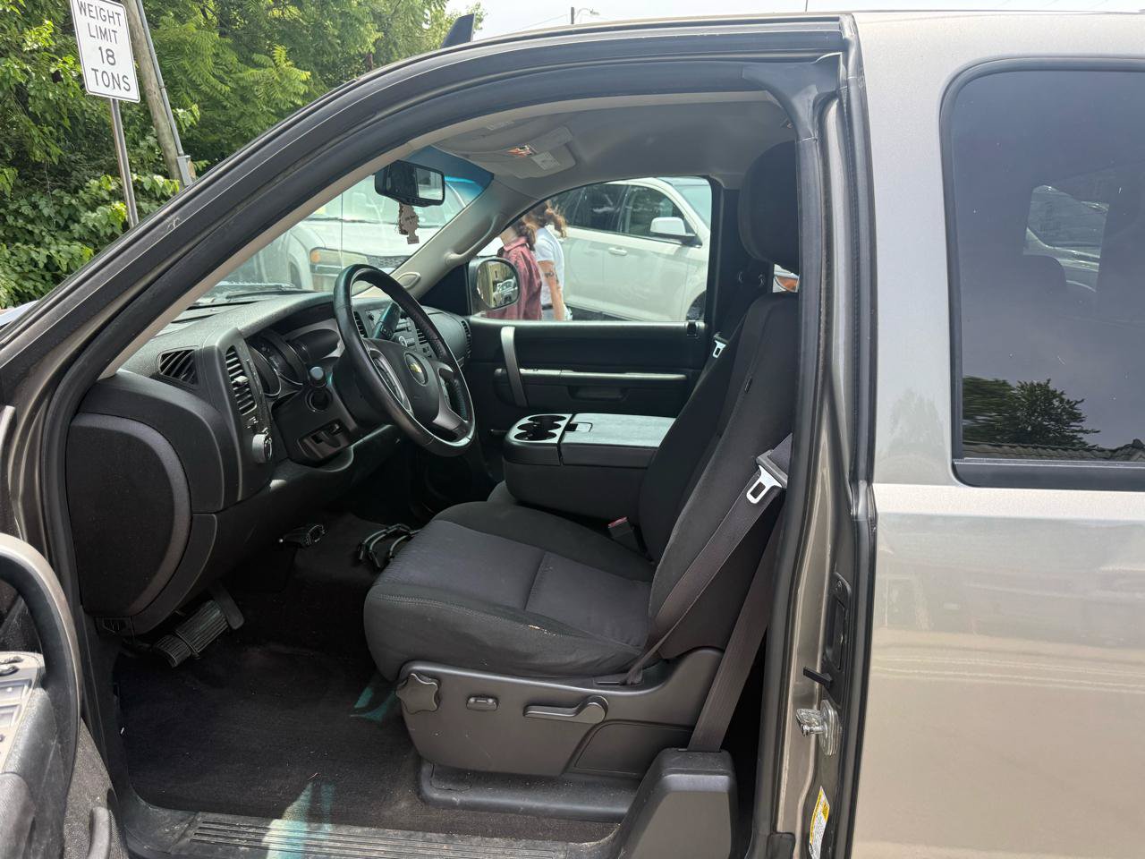 Used 2013 Chevrolet Silverado 1500 LT w/ All-Star Edition AWD/4WD image 9