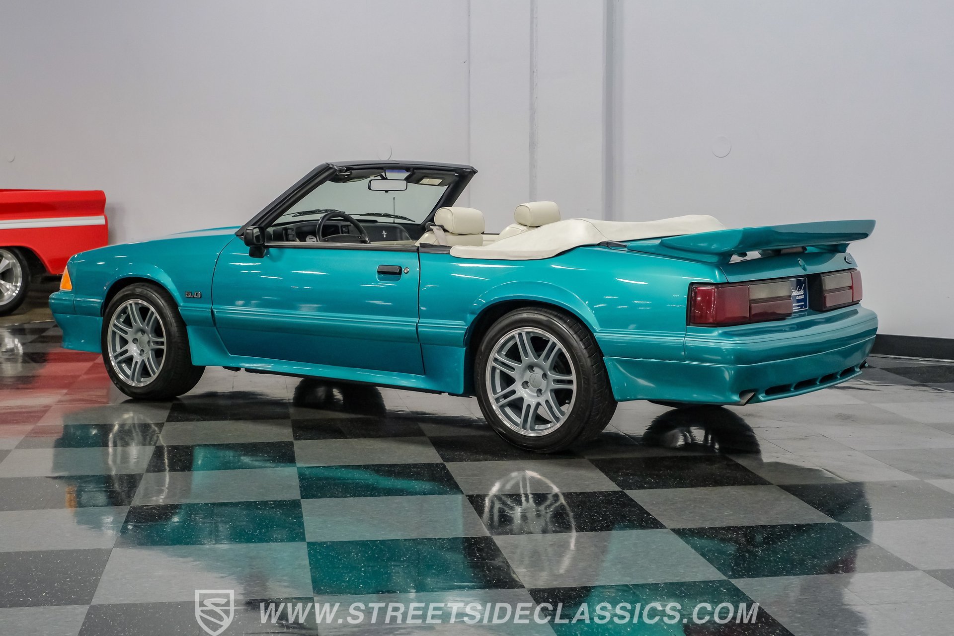 Used 1991 Ford Mustang LX RWD image 8