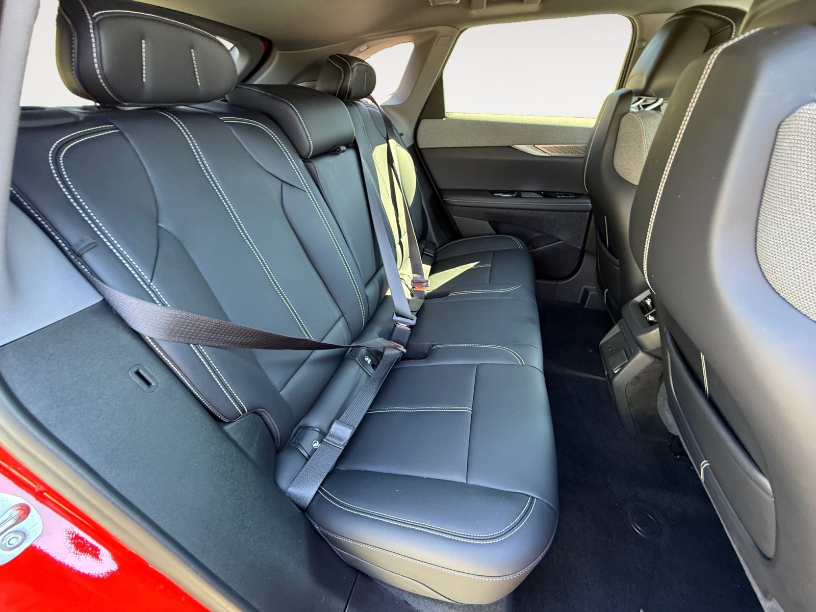 Used 2025 Cadillac Optiq Sport 1 AWD/4WD image 18