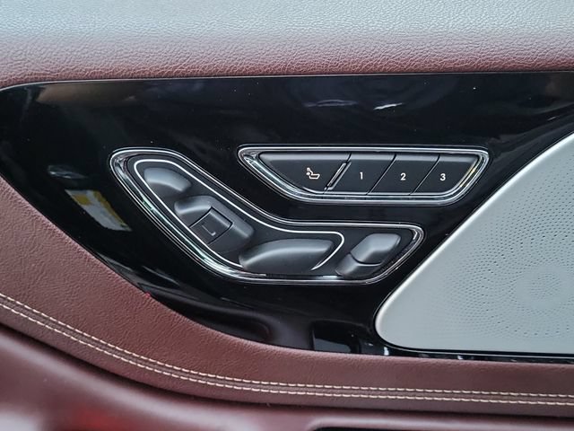 Certified 2024 Lincoln Aviator Black Label AWD/4WD image 18