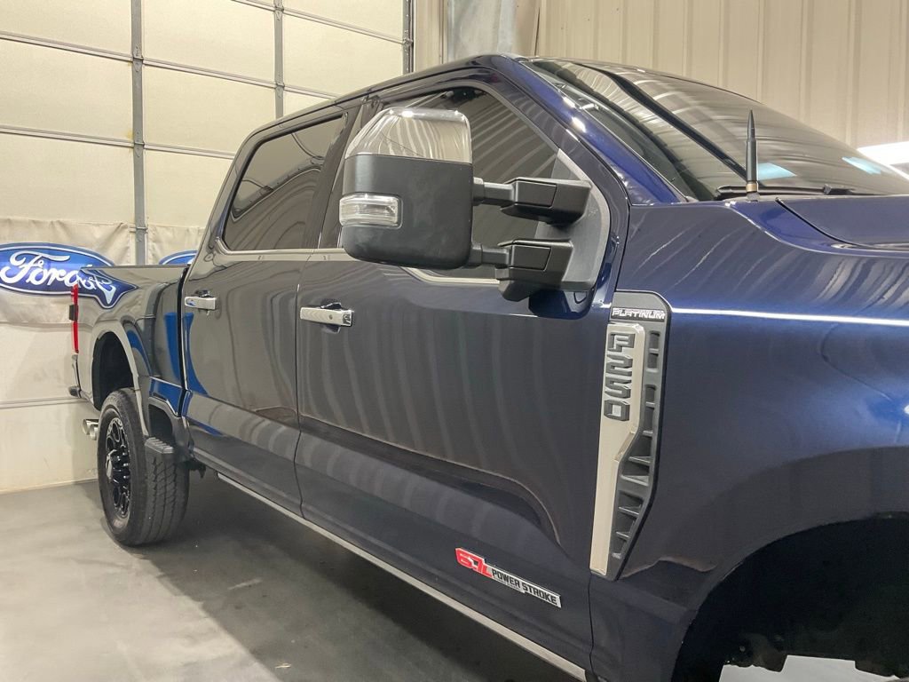 Used 2024 Ford F250 Platinum AWD/4WD image 4