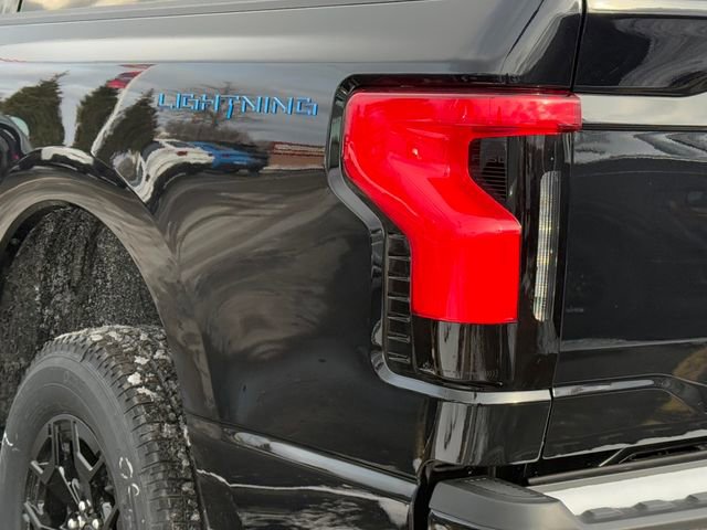 New 2025 Ford F150 Lightning XLT image 6
