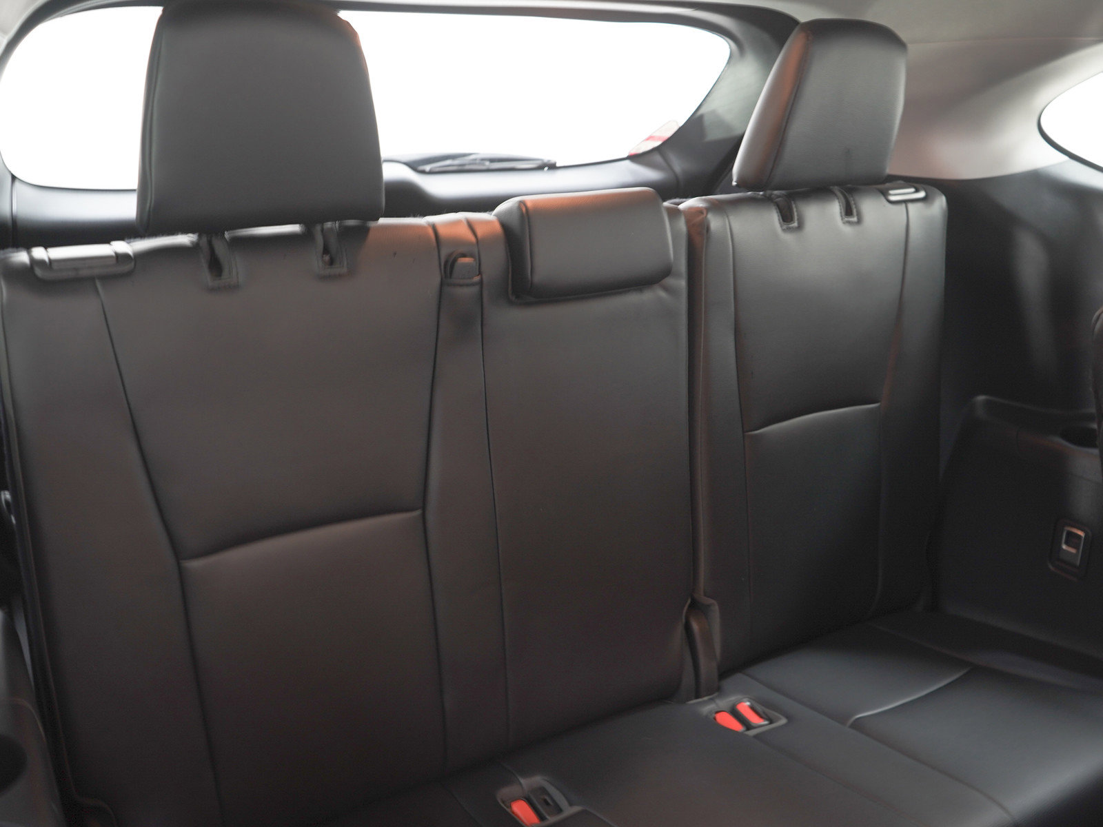 Used 2022 Toyota Highlander XLE image 18