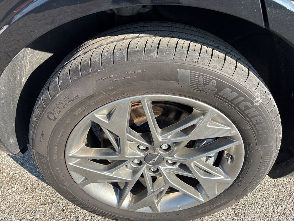 Used 2025 Genesis GV70 2.5T Select w/ Select Package image 6