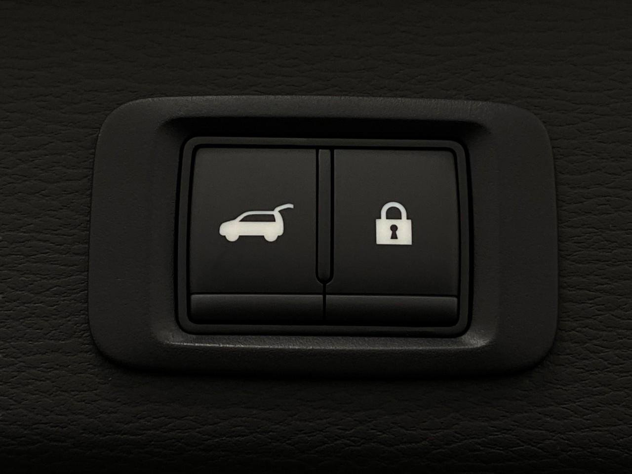 New 2026 Mitsubishi Outlander SEL image 6