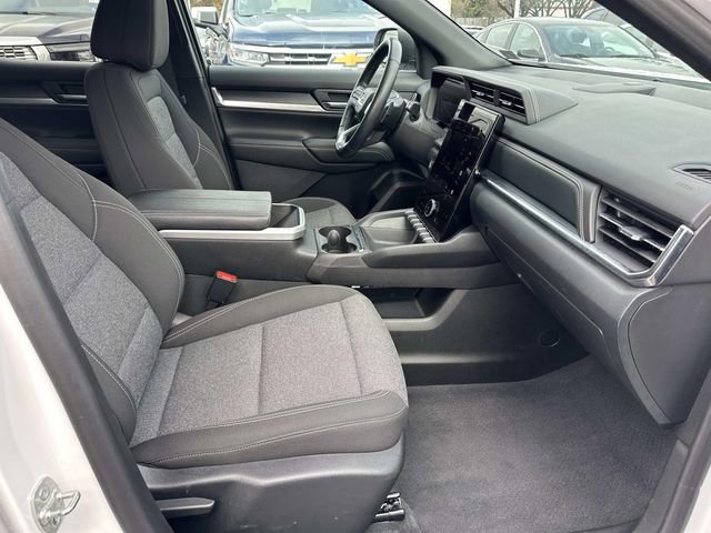 Used 2025 GMC Terrain Elevation image 10