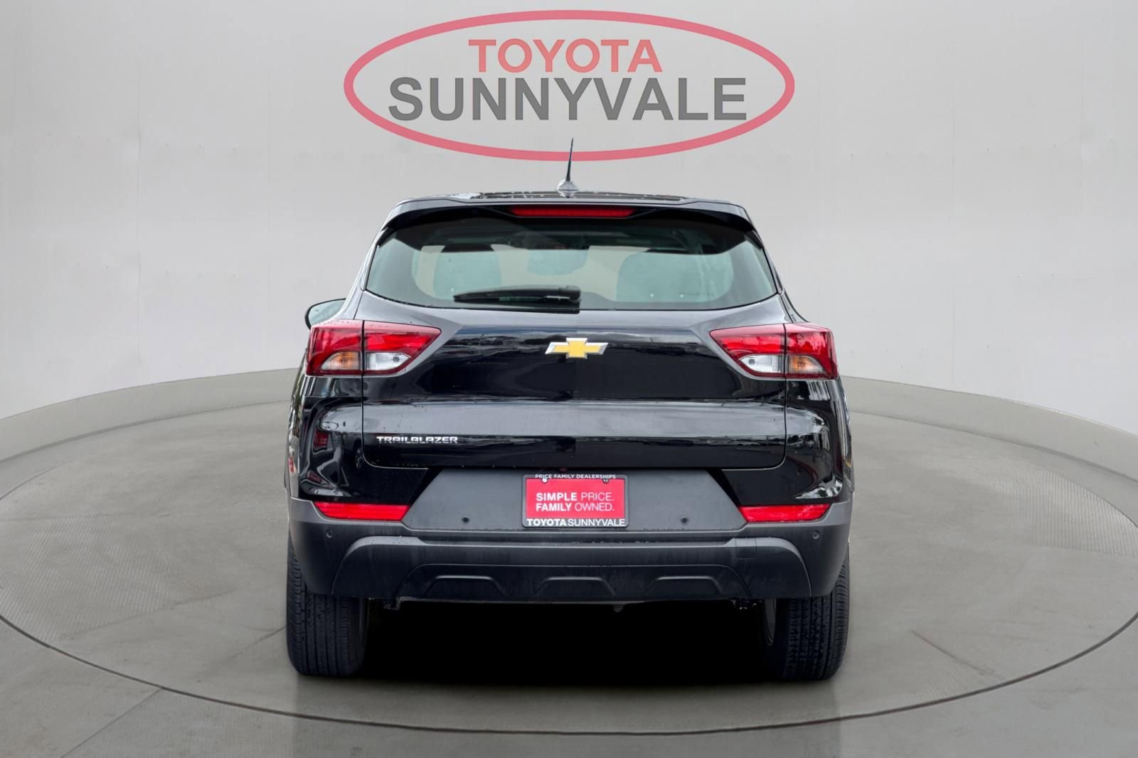 Used 2023 Chevrolet TrailBlazer LS FWD image 8