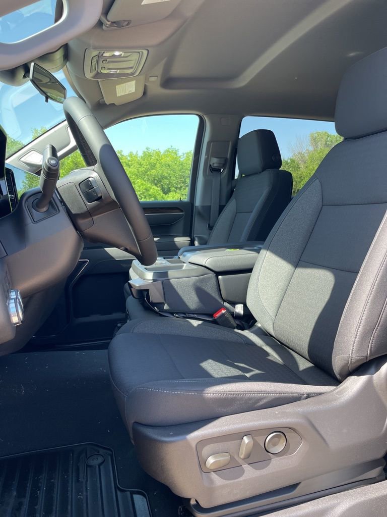 Used 2025 GMC Sierra 1500 Elevation AWD/4WD image 7