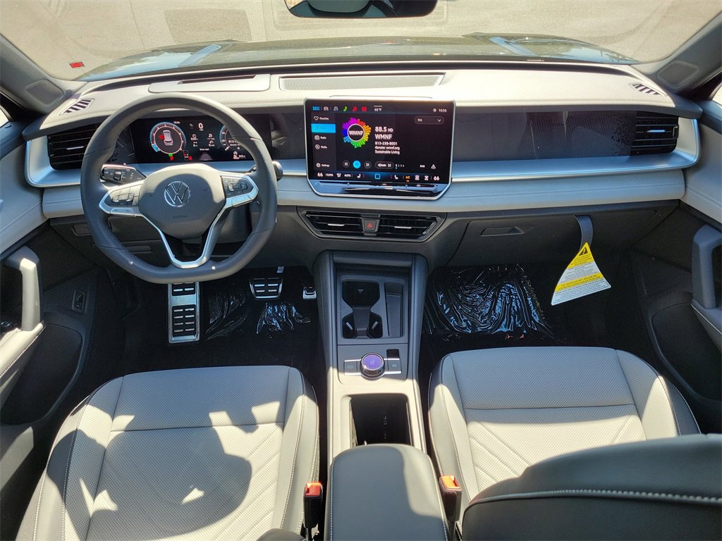 New 2026 Volkswagen Tiguan SE R-Line image 10