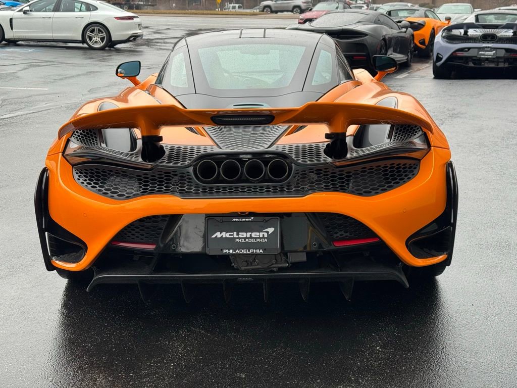 Used 2021 McLaren 765LT RWD image 4