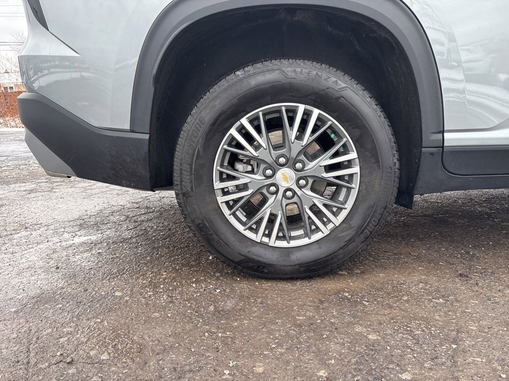 Used 2024 Chevrolet Traverse LT w/ Trailering Package image 28