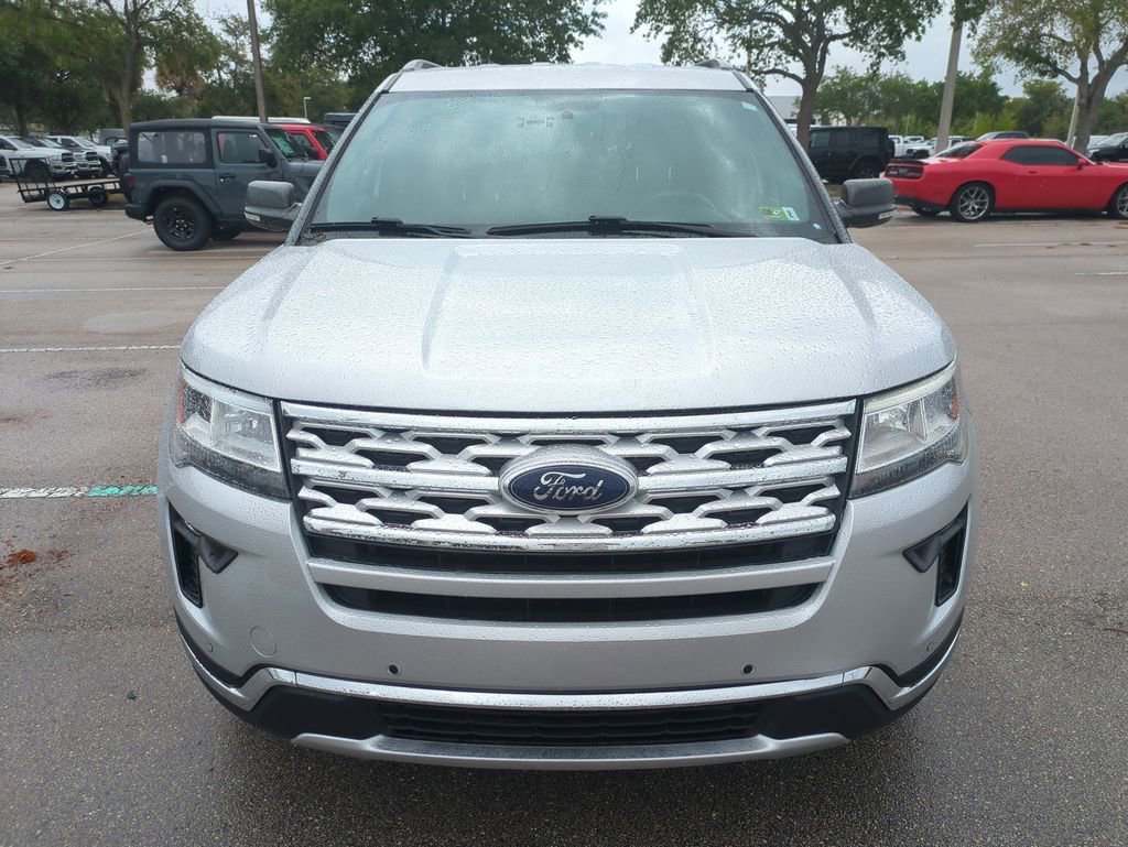 Used 2019 Ford Explorer XLT w/ Equipment Group 202A image 4