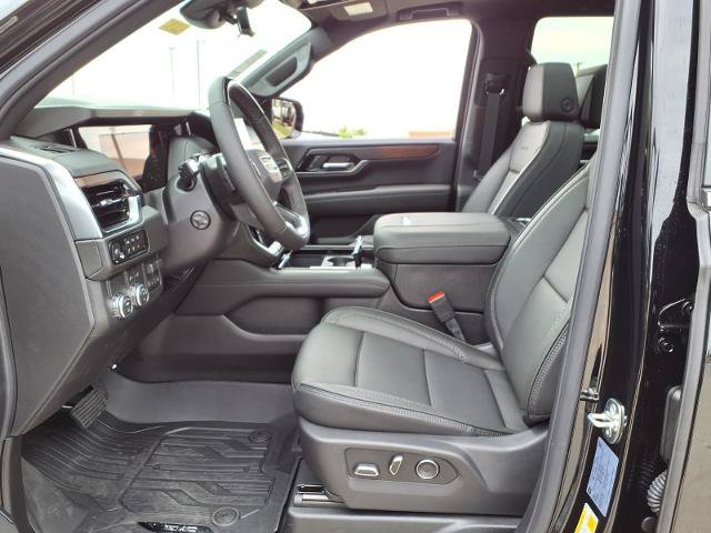 New 2026 GMC Yukon Denali w/ Denali Reserve Package RWD image 19