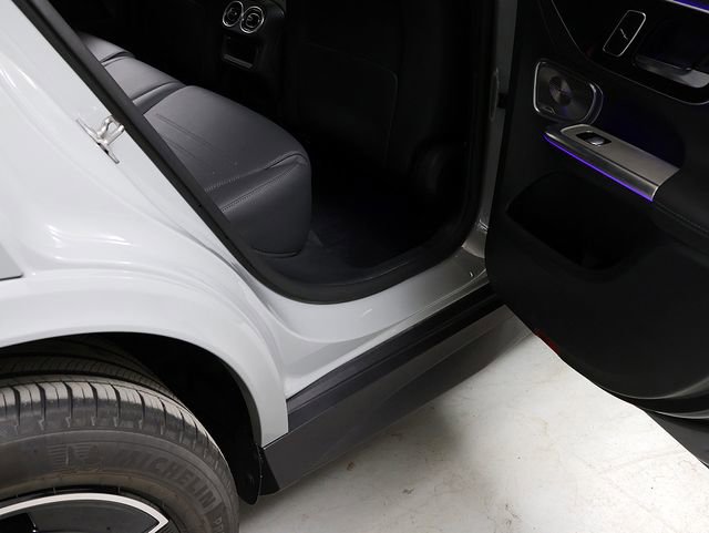 Certified 2025 Mercedes-Benz GLC 300 4MATIC image 32