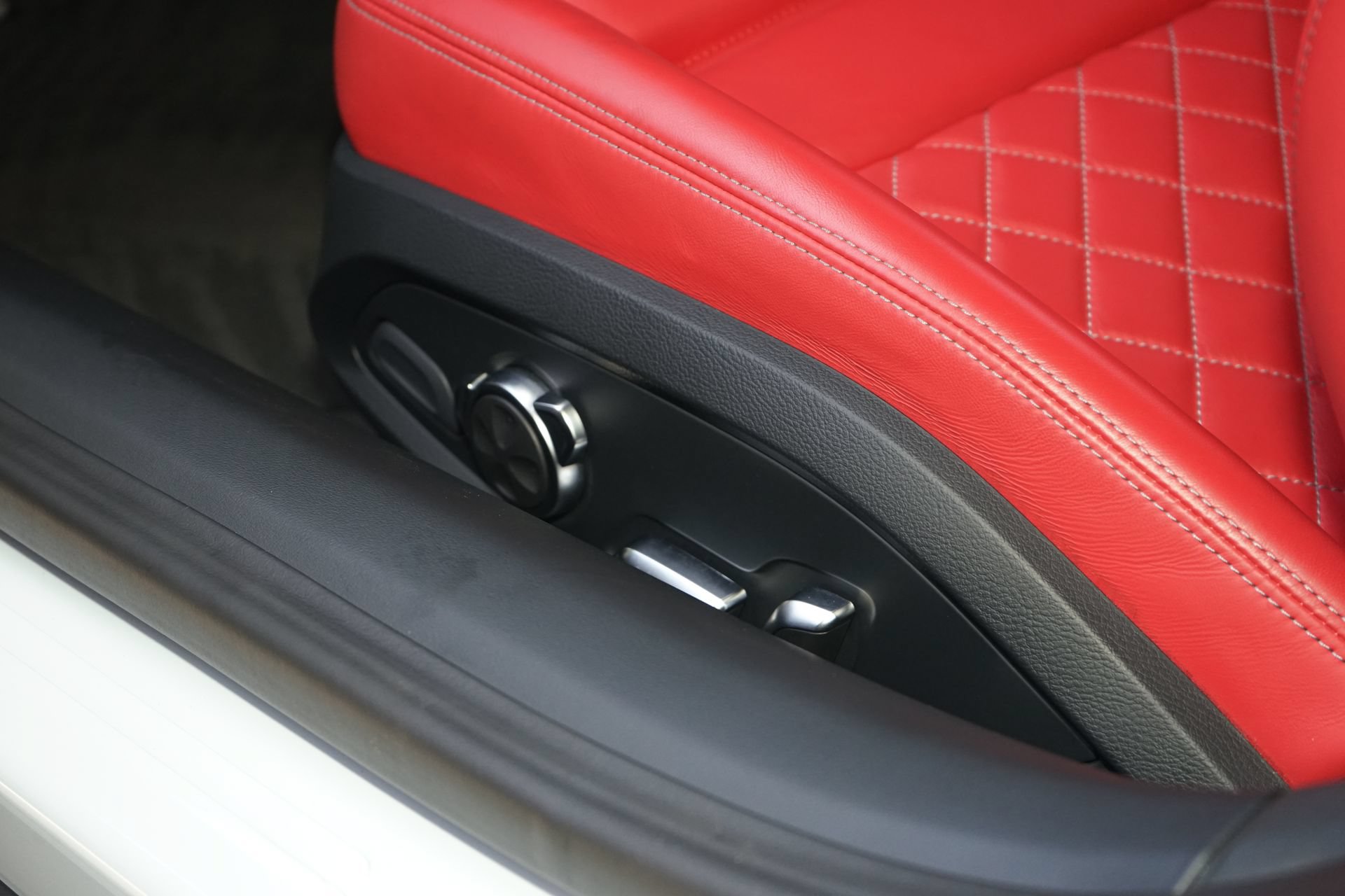 Used 2022 Audi R8 V10 performance RWD image 24