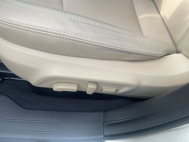 Used 2018 Subaru Outback 3.6R Limited image 33