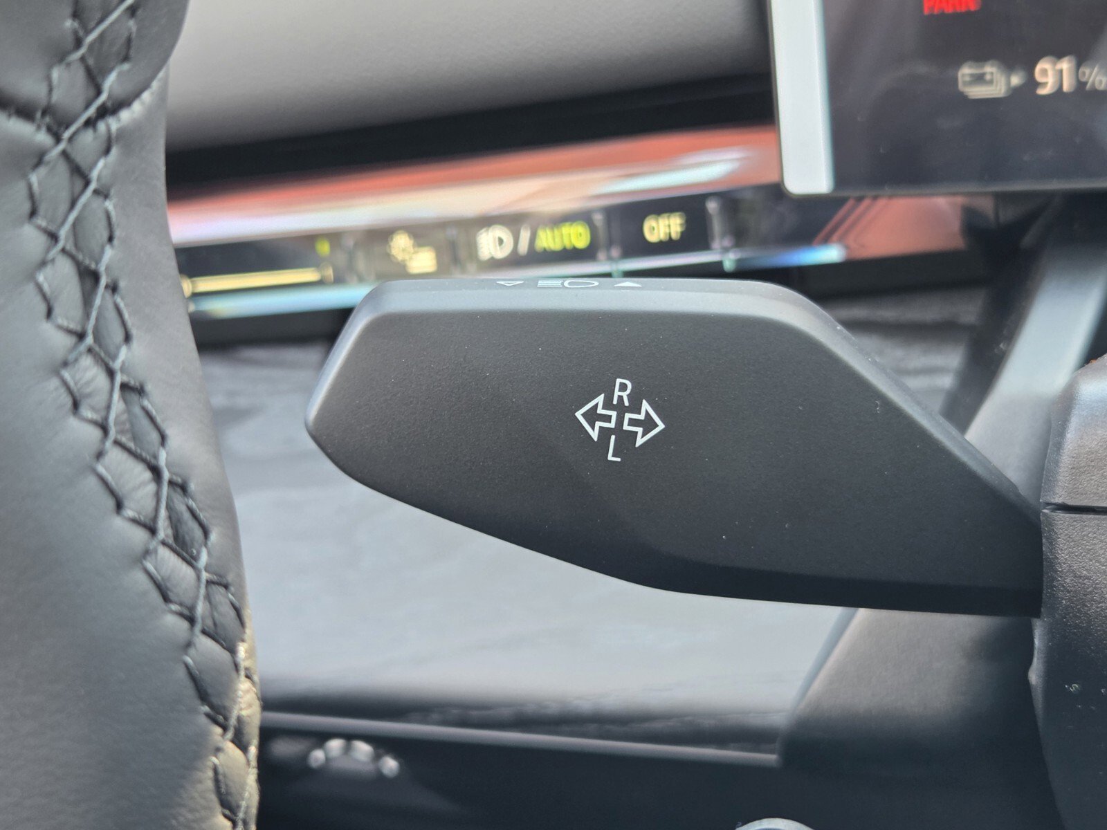 New 2026 BMW i5 eDrive40 w/ M Sport Package image 28