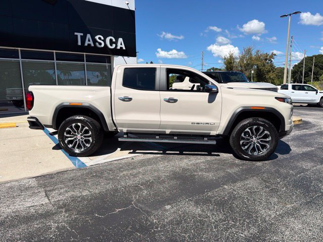 New 2026 GMC Canyon Denali AWD/4WD image 9