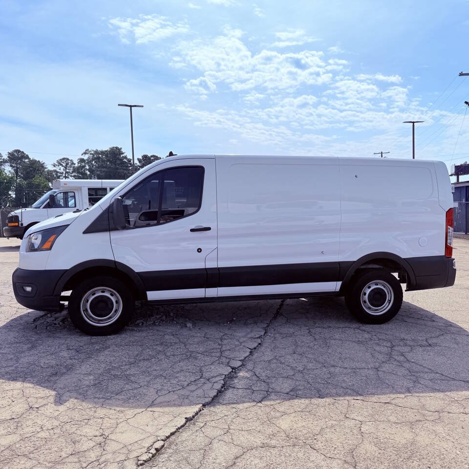 Used 2020 Ford Transit 250 Low Roof w/ Upfitter Package RWD image 3