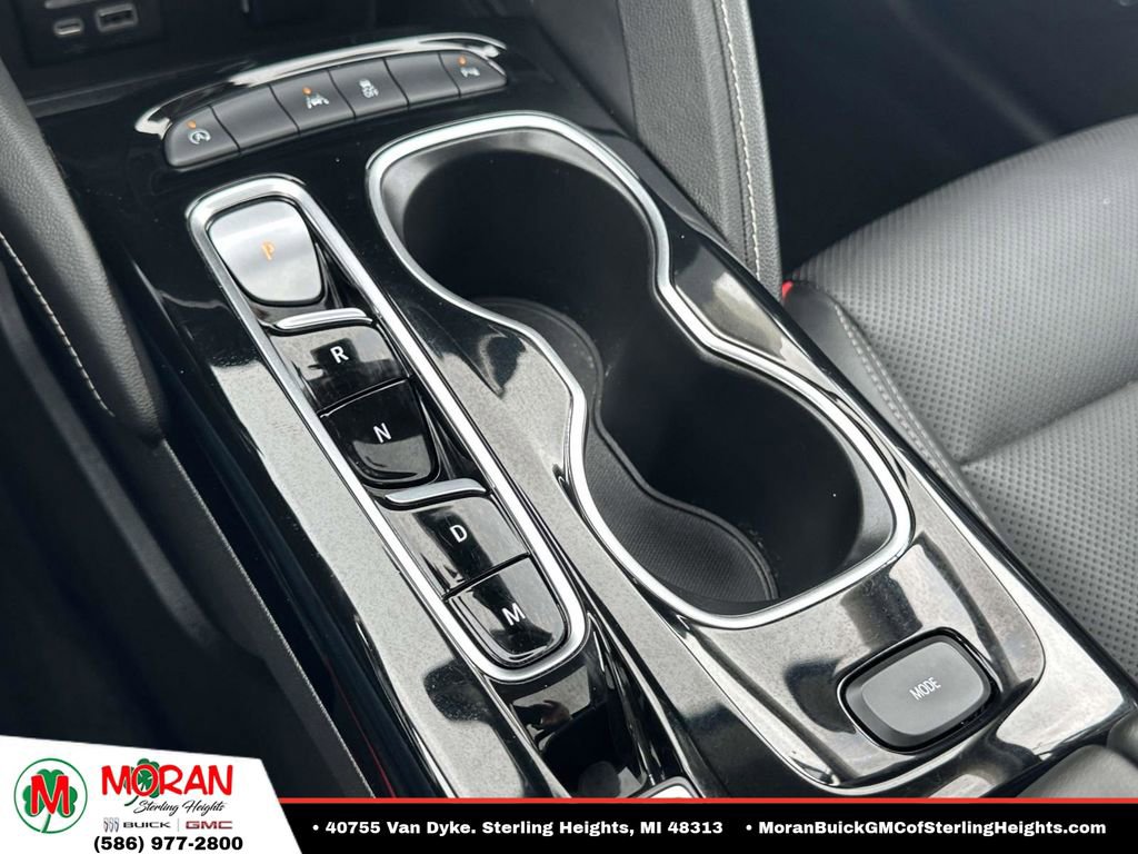 Certified 2022 Buick Envision Essence w/ Technology Package I FWD image 32