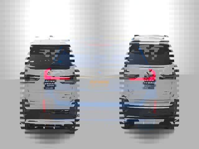 Used 2025 BMW X1 xDrive28i w/ M Sport Package image 7