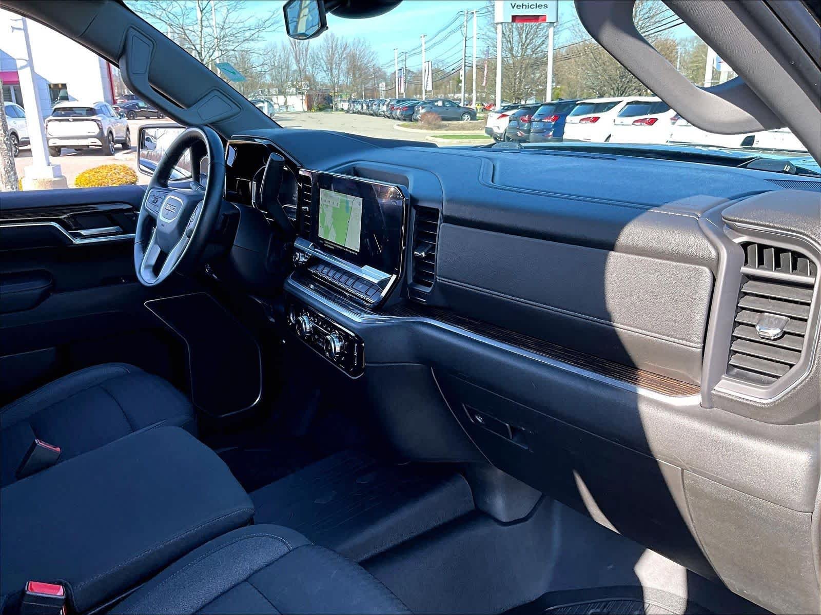 Used 2023 GMC Sierra 1500 Elevation w/ LPO, Elevation Black Package AWD/4WD image 14