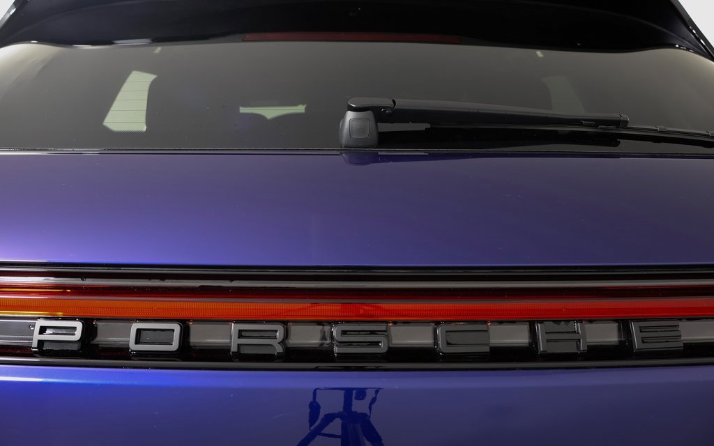 Used 2025 Porsche Macan image 15