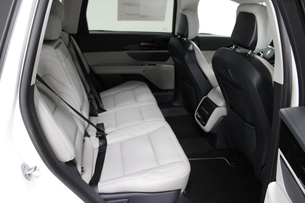 New 2026 Lincoln Nautilus Premier image 31