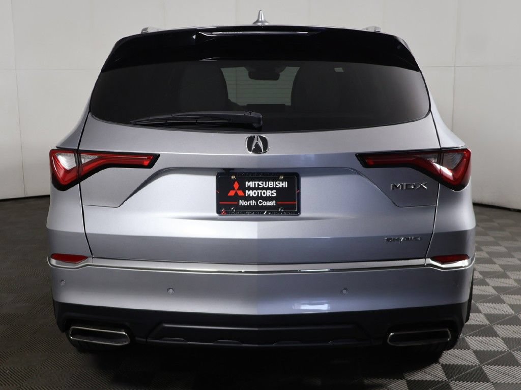 Used 2022 Acura MDX SH-AWD w/ Advance Package image 16