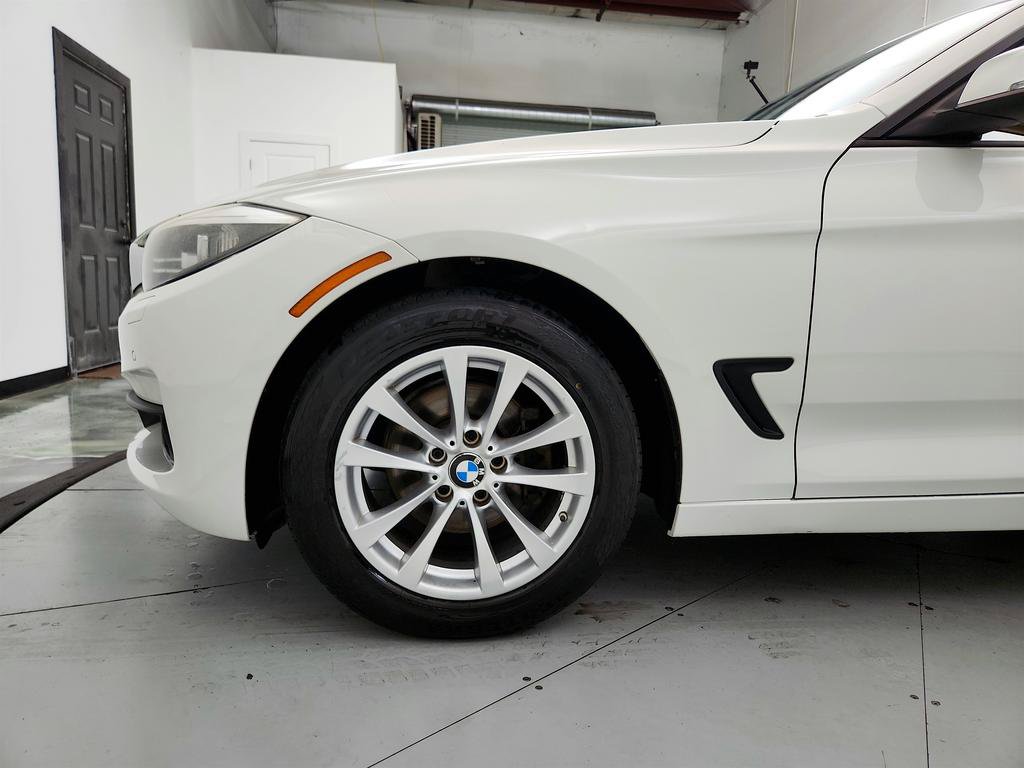 Used 2015 BMW 328i Gran Turismo xDrive AWD/4WD image 30