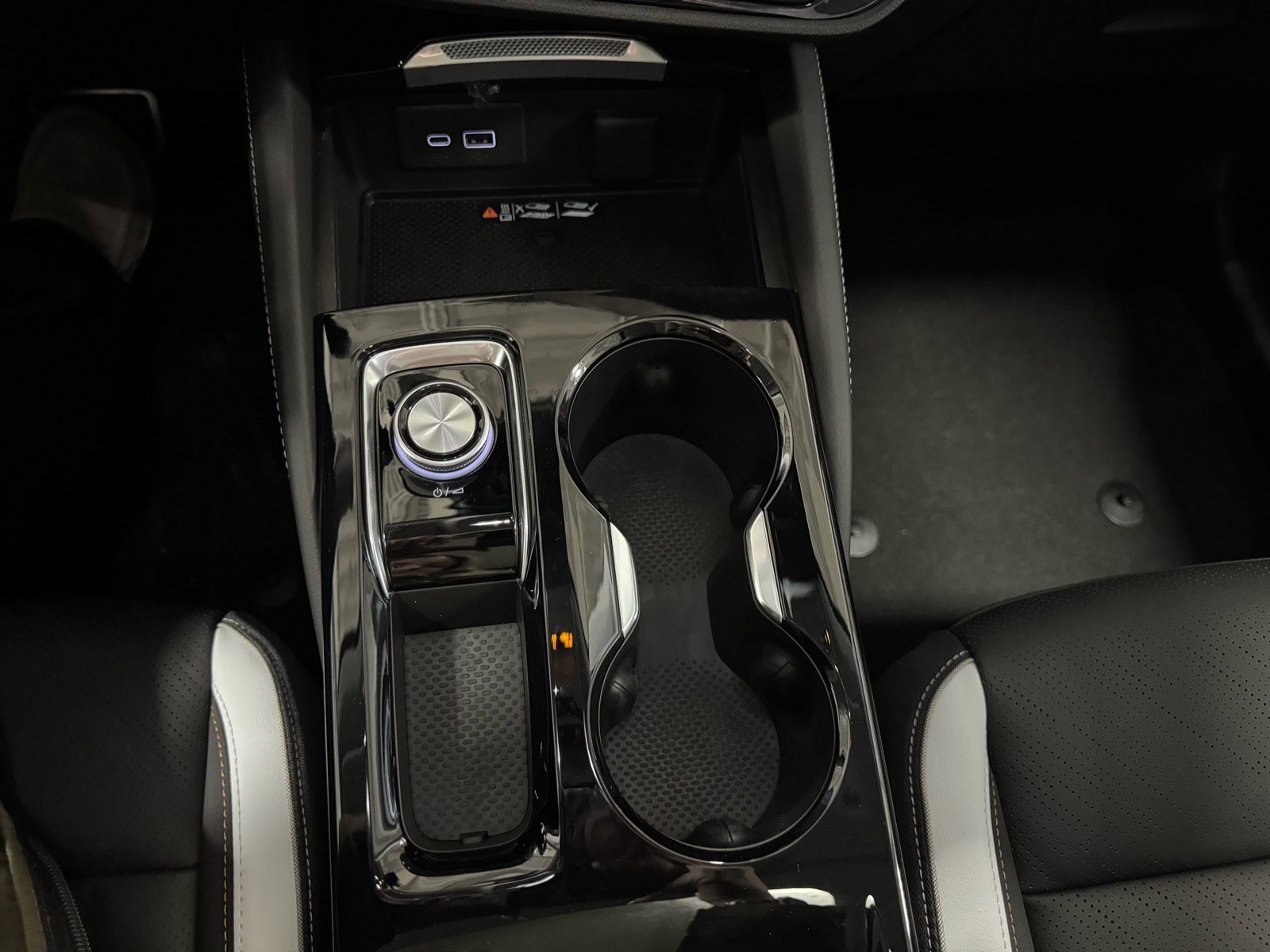 New 2026 Buick Envision Sport Touring AWD/4WD image 19