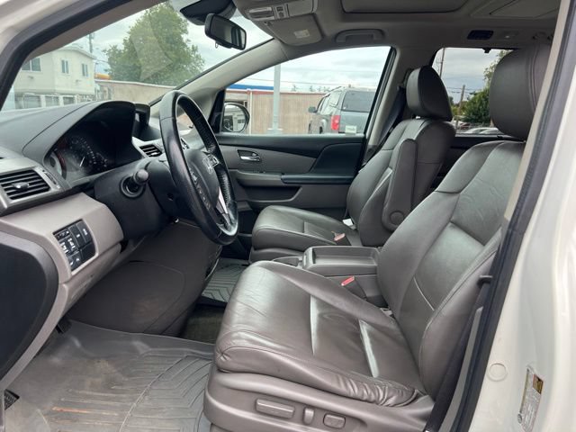 Used 2016 Honda Odyssey Touring Elite image 12