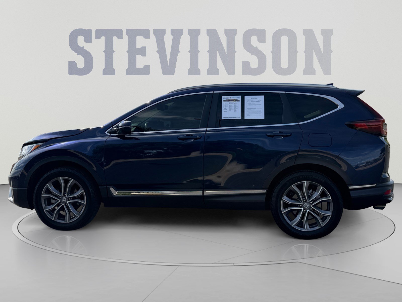 Used 2020 Honda CR-V Touring image 2