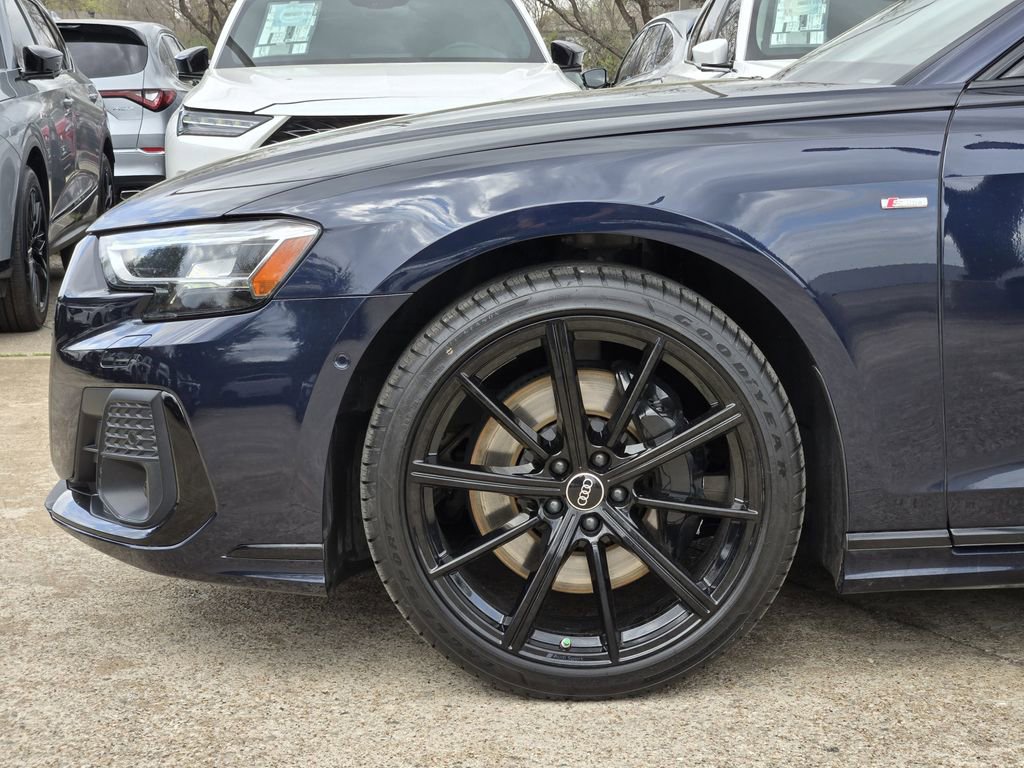 Certified 2022 Audi A8 L 3.0T image 13