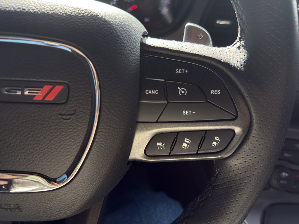 Used 2023 Dodge Challenger R/T w/ Plus Package image 35