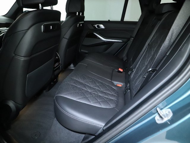 Used 2026 BMW X5 xDrive40i AWD/4WD image 17