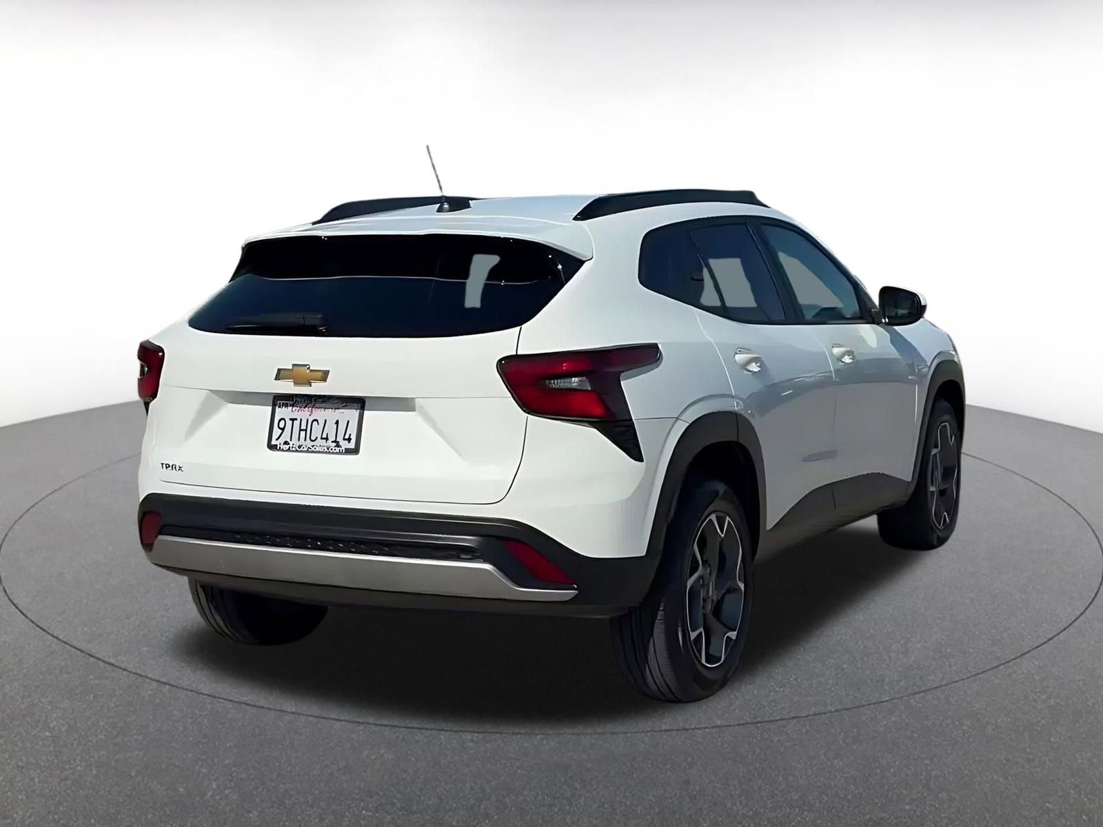 Used 2025 Chevrolet Trax LT image 14