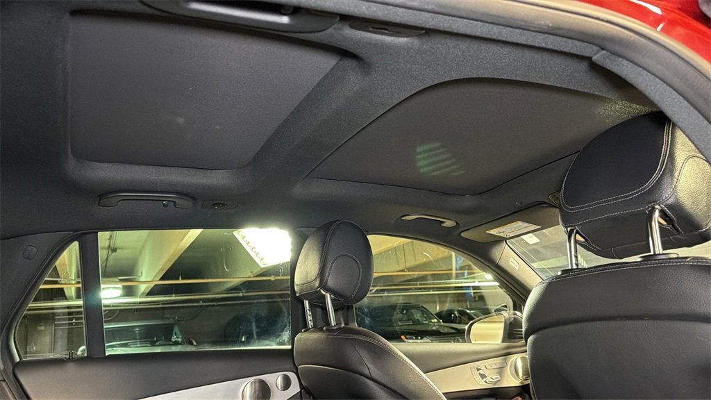 Used 2021 Mercedes-Benz GLC 300 4MATIC w/ AMG Line image 14