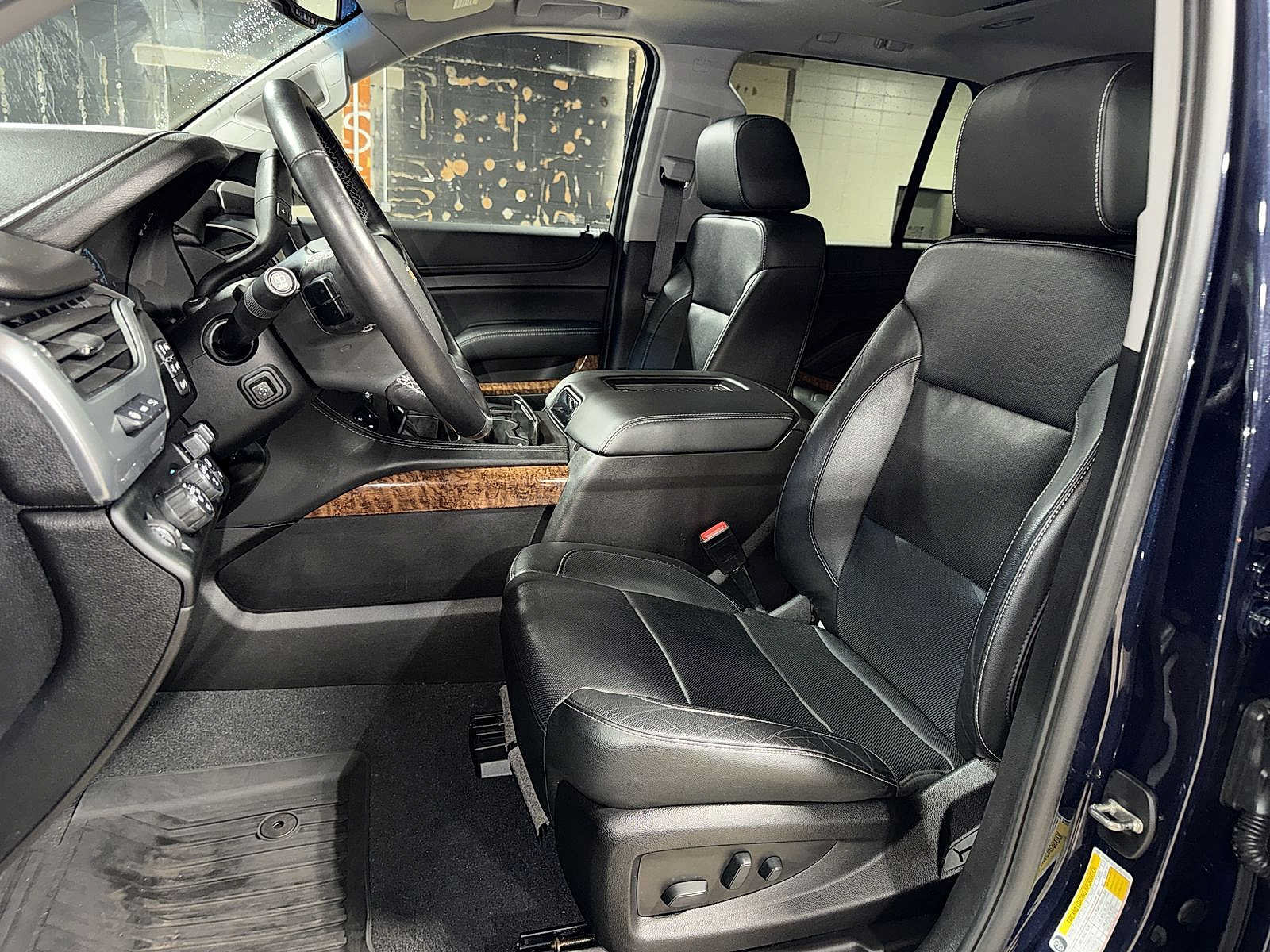 Used 2019 Chevrolet Tahoe Premier AWD/4WD image 15