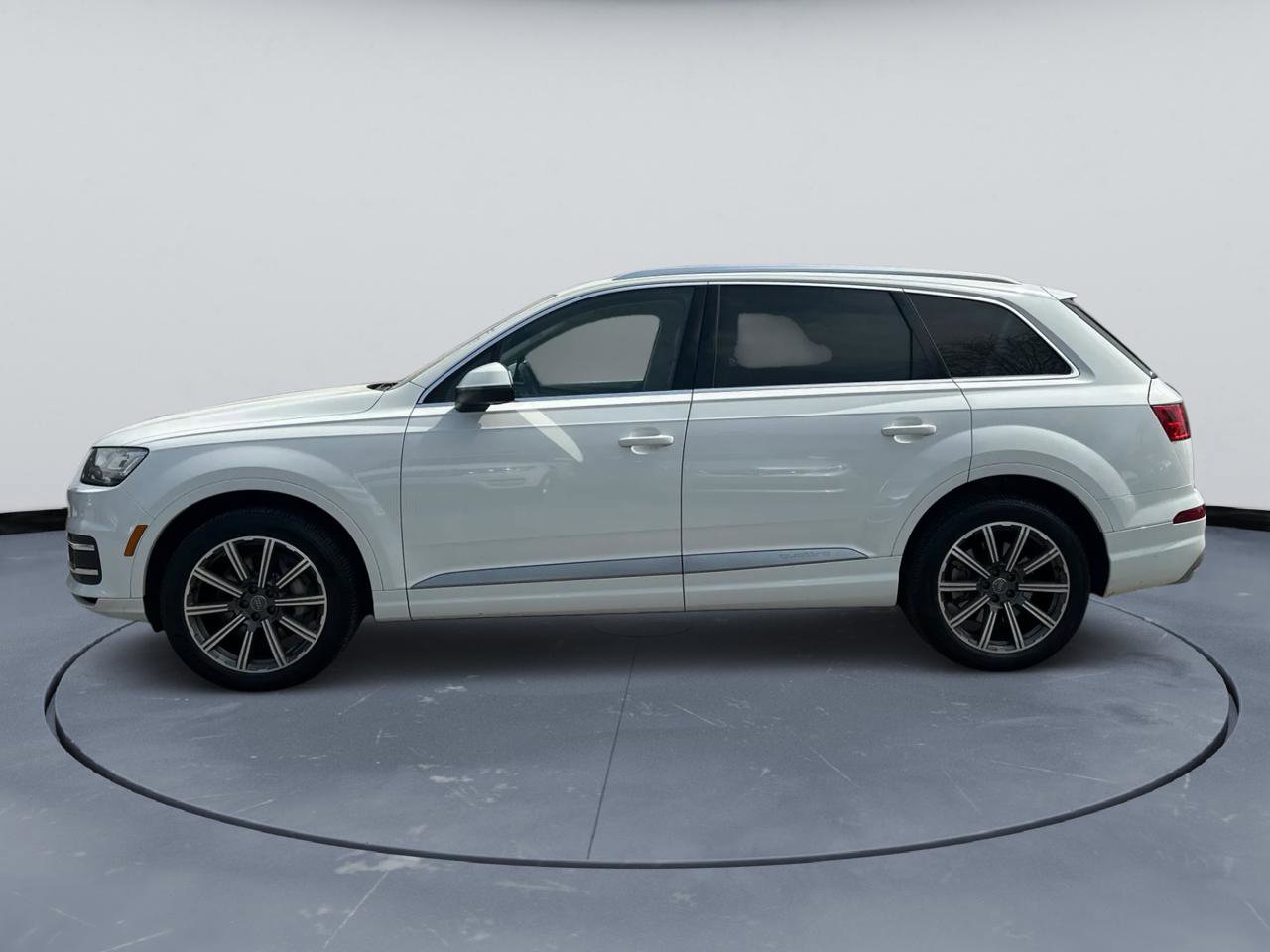 Used 2017 Audi Q7 2.0T Premium Plus AWD/4WD image 6